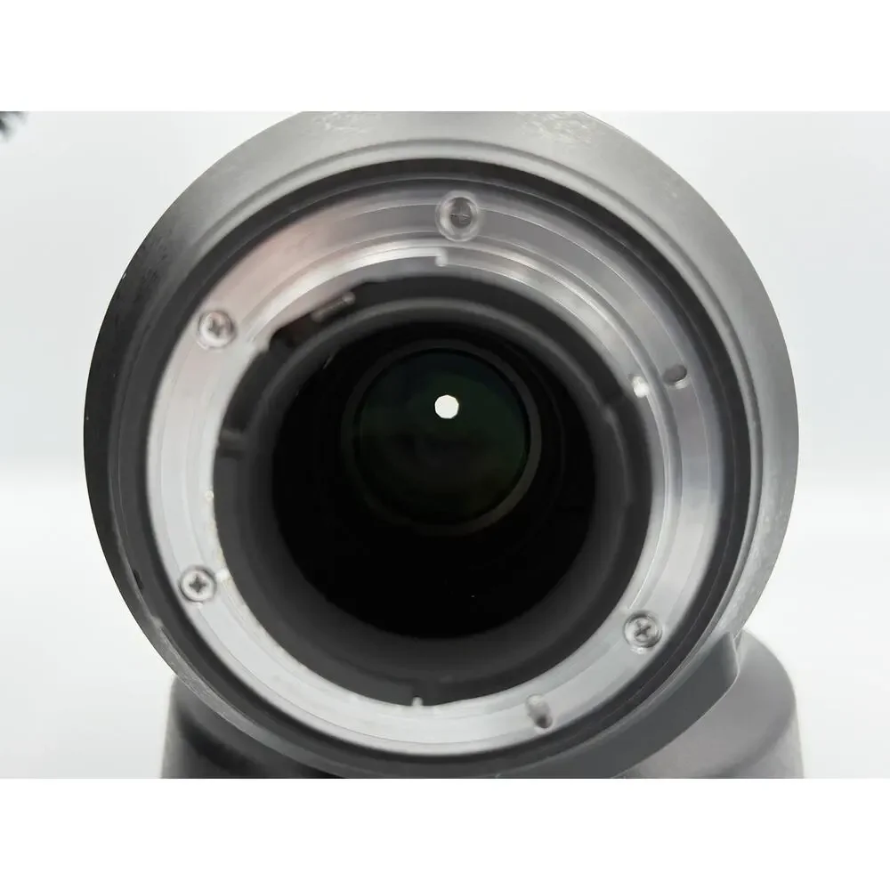 Pristine Nikon AF-S NIKKOR 24-120mm f/4G ED VR Lens w/Cap, Hood, and Soft Case
